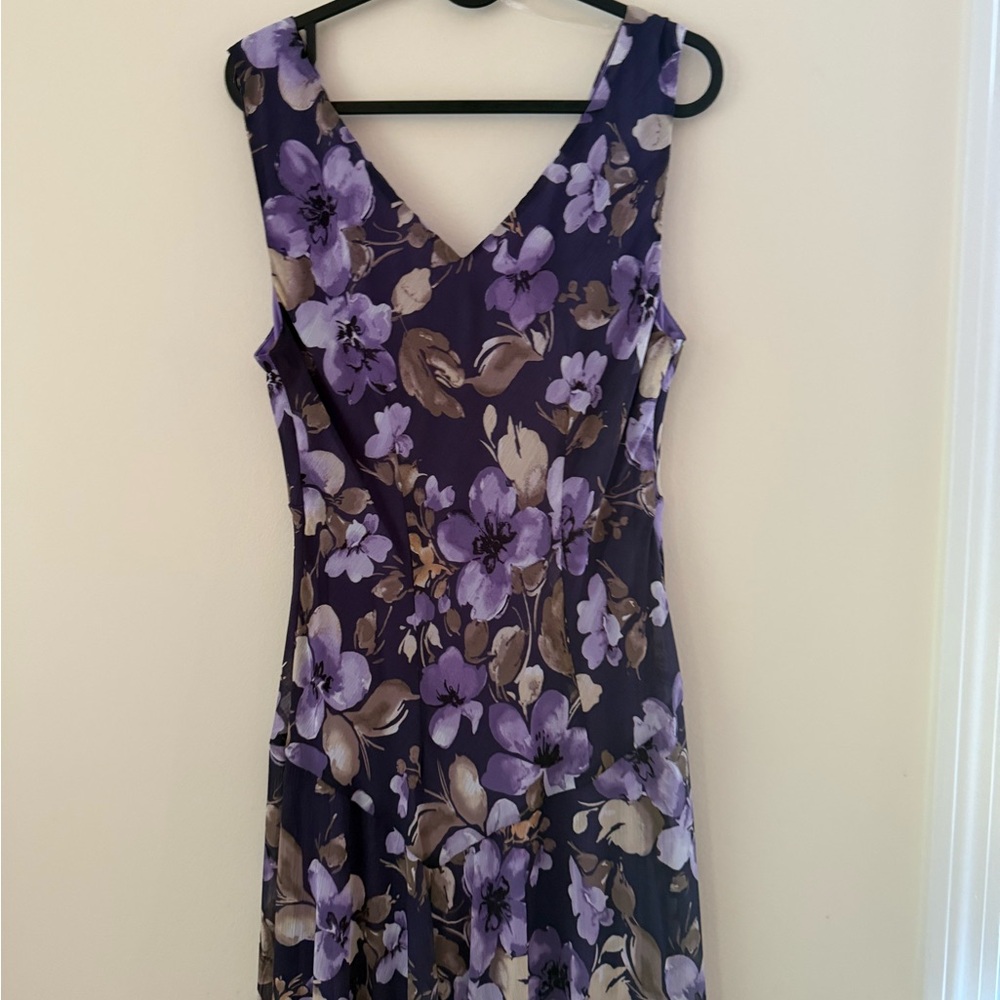 Connected Apparel Purple Floral Asymmetrical Midi Dress - Picture 9 of 9